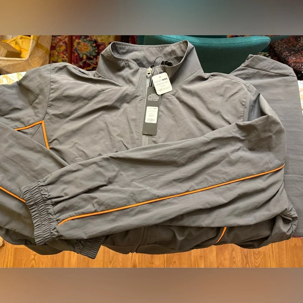 Fashion Nova Steal the Moment Windbreaker Set - NWT - Picture 5 of 7